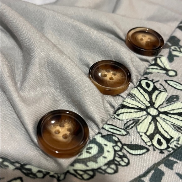 mixed pattern blouse - Picture 4 of 4